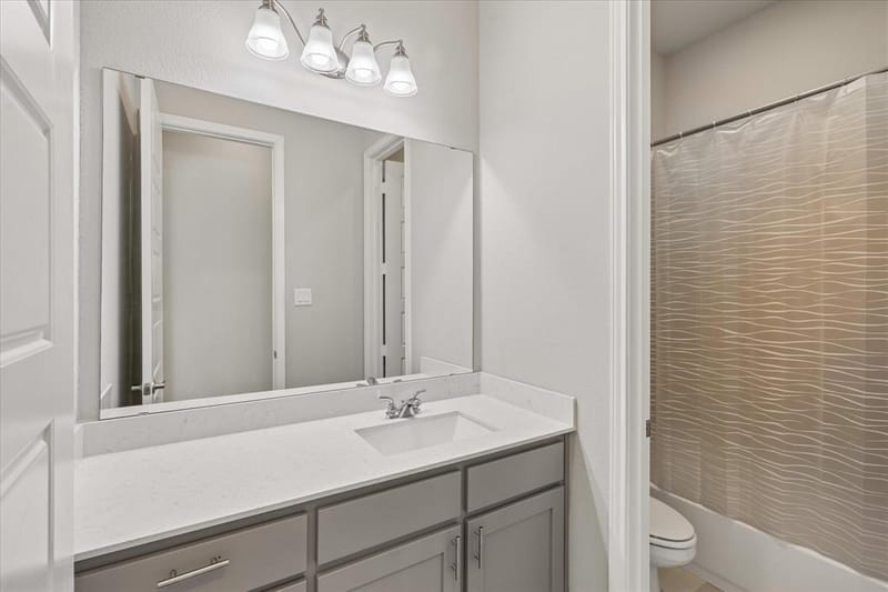 5708 Lake Jackson Drive, Fort Worth TX 76126 - Photo 9