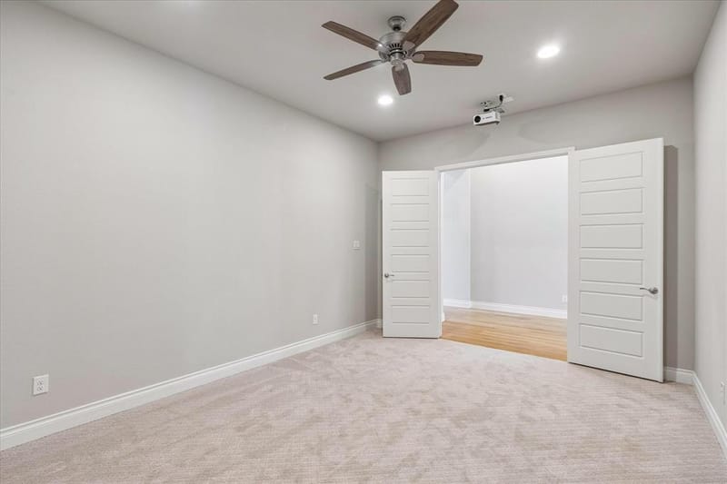 5708 Lake Jackson Drive, Fort Worth TX 76126 - Photo 10