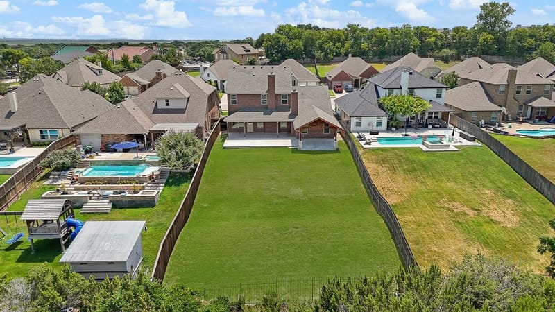 316 Bluffside Trail, Benbrook TX 76126 - Photo 5