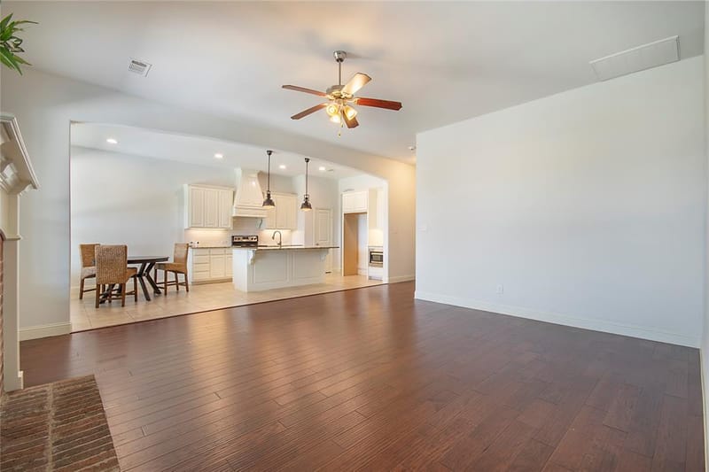 316 Bluffside Trail, Benbrook TX 76126 - Photo 18