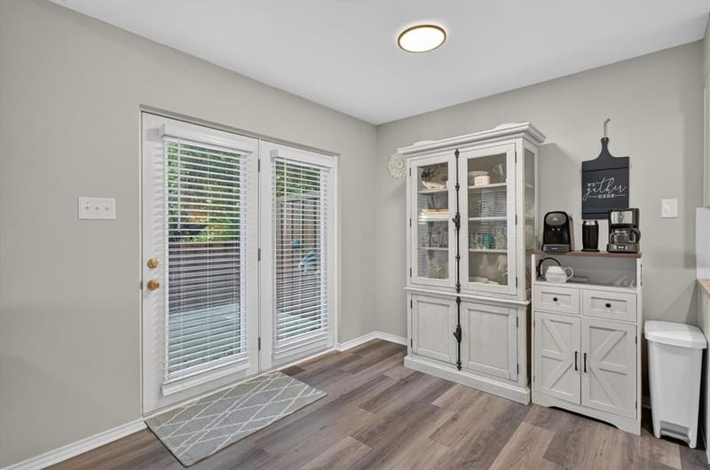 5662 Cedar Creek Drive, Benbrook TX 76109 - Photo 8