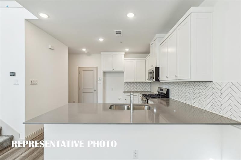 7352 Grant Avenue, North Richland Hills TX 76180 - Photo 8