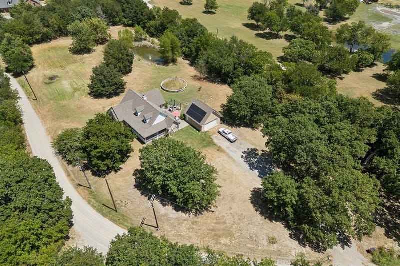 2024 County Road 1034, Greenville TX 75401 - Photo 2