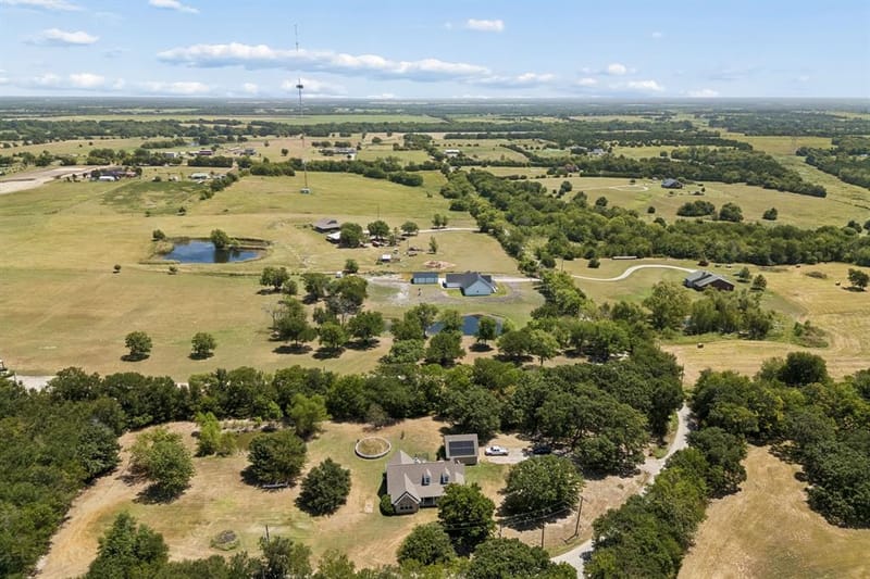 2024 County Road 1034, Greenville TX 75401 - Photo 3