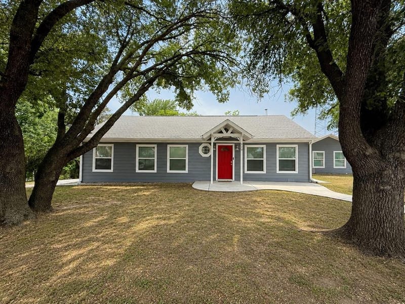 320 S Columbia Street, Stephenville TX 76401