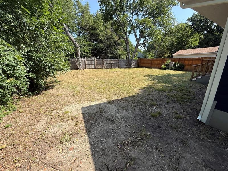 1033 S Hub Street, Sherman TX 75090 - Photo 13
