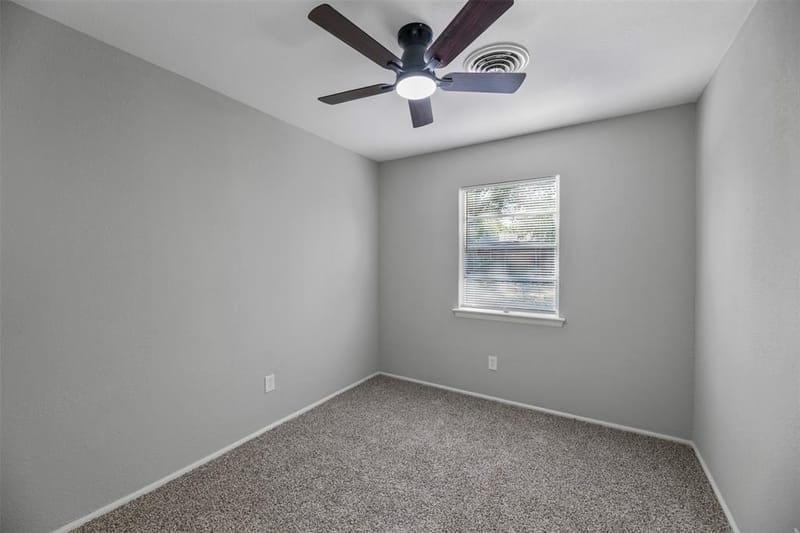 414 Freestone Drive, Euless TX 76039 - Photo 12