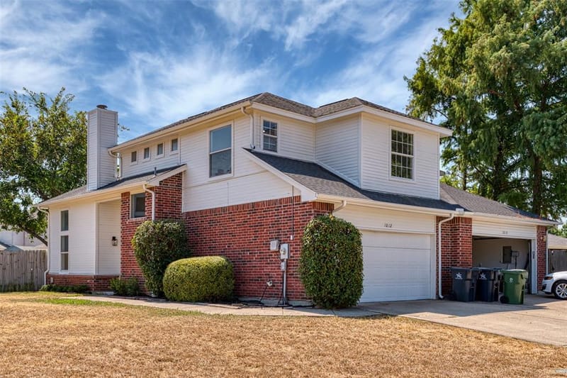 1012 Cheddar Court, Arlington TX 76017 - Photo 2