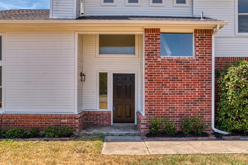 1012 Cheddar Court, Arlington TX 76017 - Photo 4