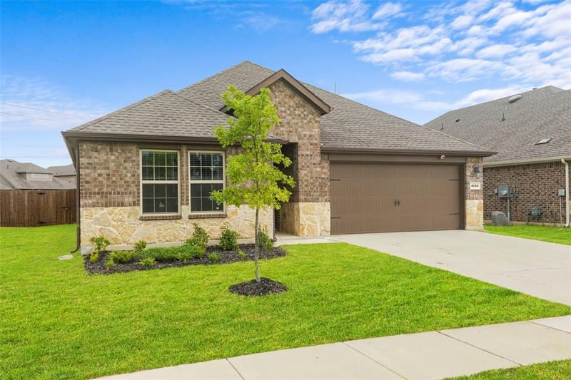 3720 Tracewood Bend, Aubrey TX 76227 - Photo 3