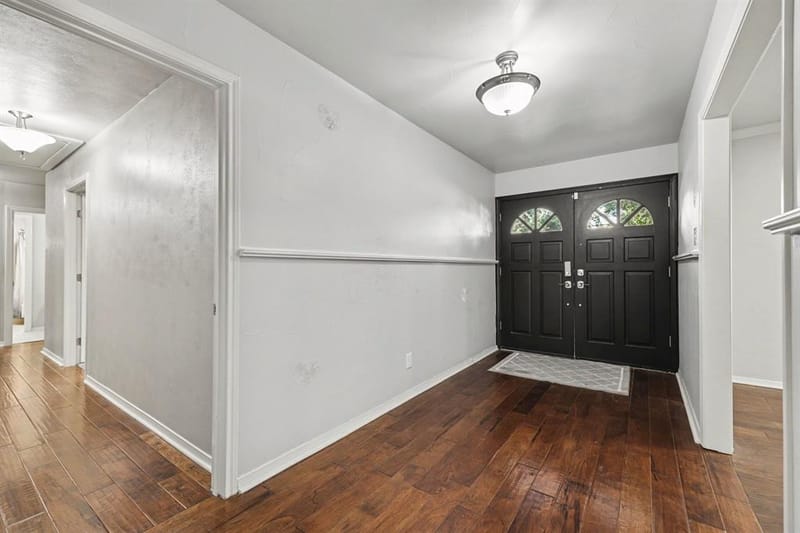 2408 Winewood Lane, Arlington TX 76013 - Photo 7