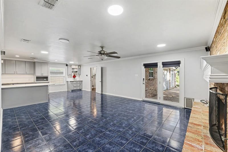 2408 Winewood Lane, Arlington TX 76013 - Photo 9