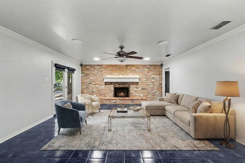 2408 Winewood Lane, Arlington TX 76013 - Photo 10