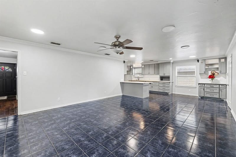 2408 Winewood Lane, Arlington TX 76013 - Photo 11