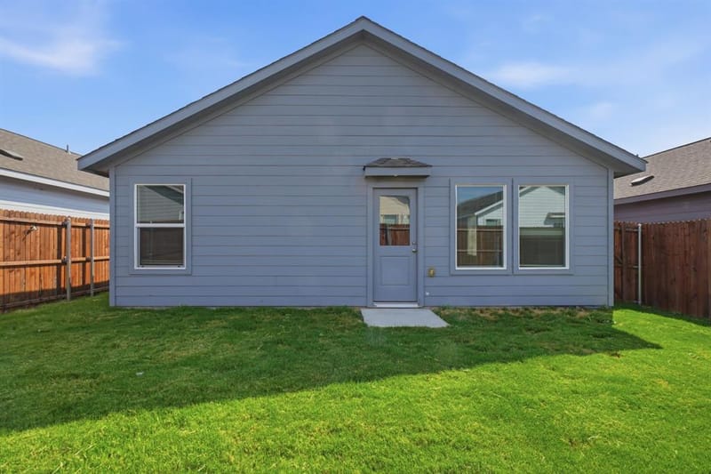 205 Poplar Place, Wilmer TX 75172 - Photo 37