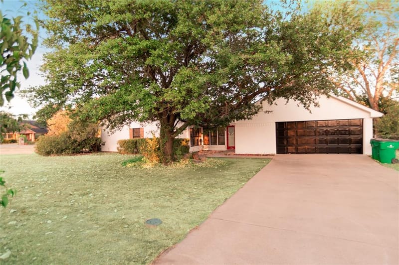 101 Scenic Drive, Dublin TX 76446 - Photo 2