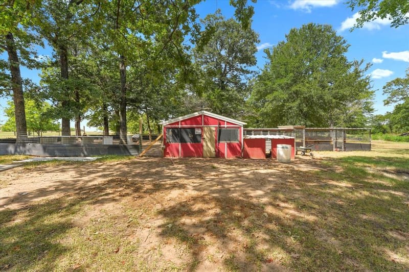 660 Rs County Road 1250, Emory TX 75440 - Photo 28