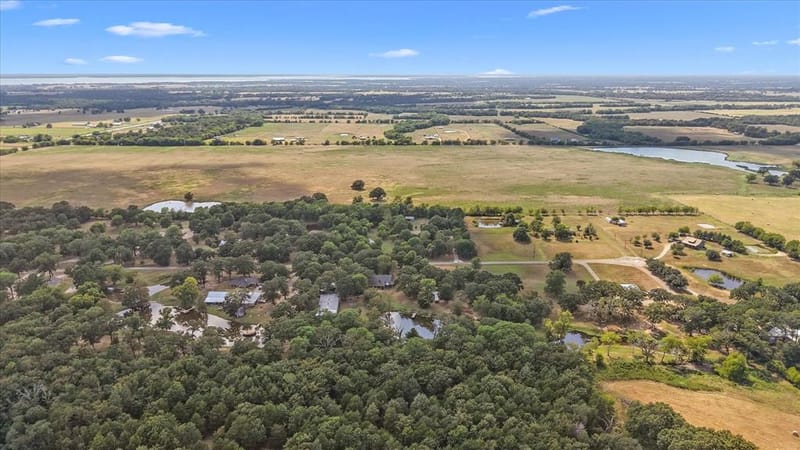 660 Rs County Road 1250, Emory TX 75440 - Photo 33