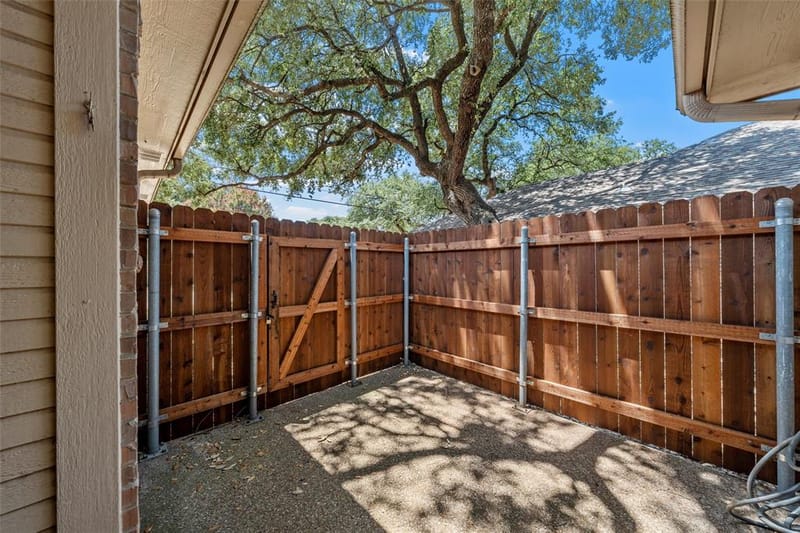 333 Old Mill Creek Drive, Woodway TX 76712 - Photo 22