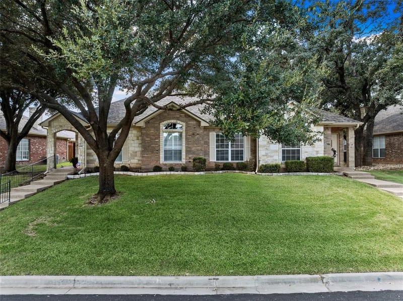 333 Old Mill Creek Drive, Woodway TX 76712 - Photo 24