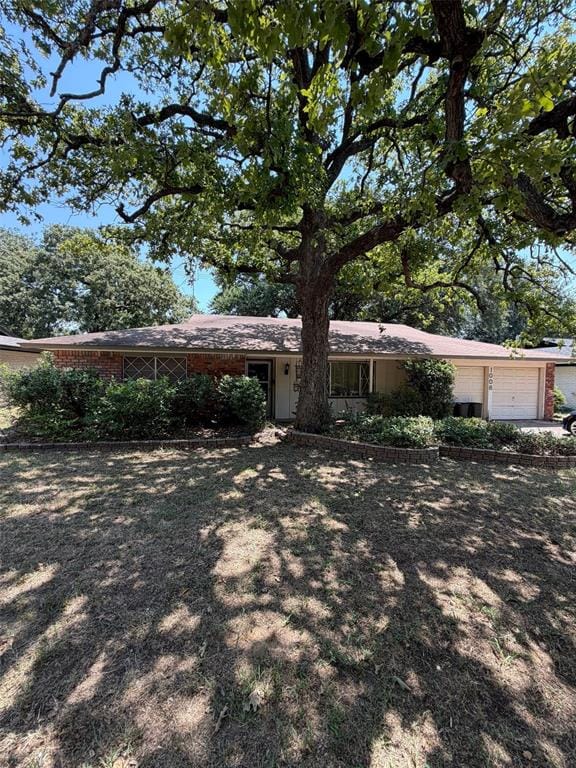 1008 Keith Drive, Hurst TX 76053