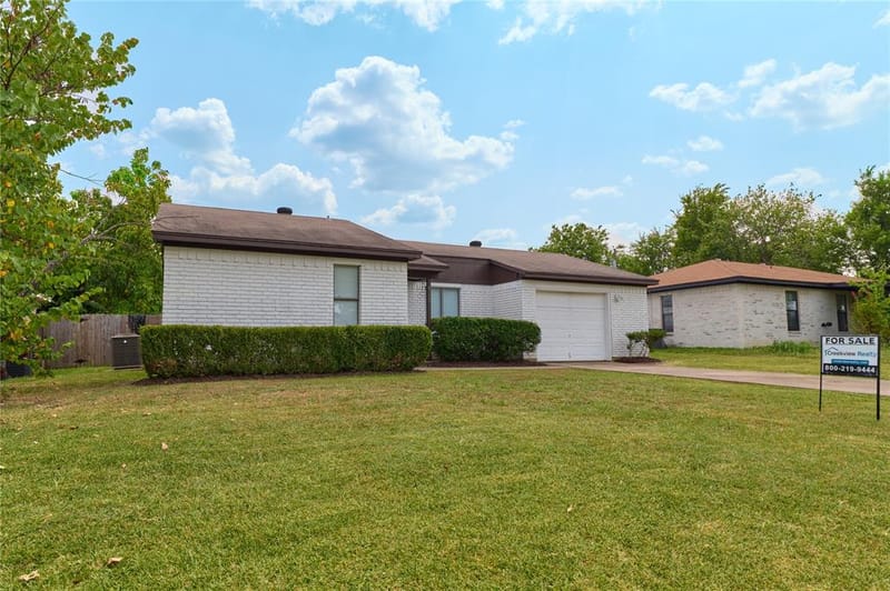 813 Loganwood Drive, Royse City TX 75189 - Photo 3