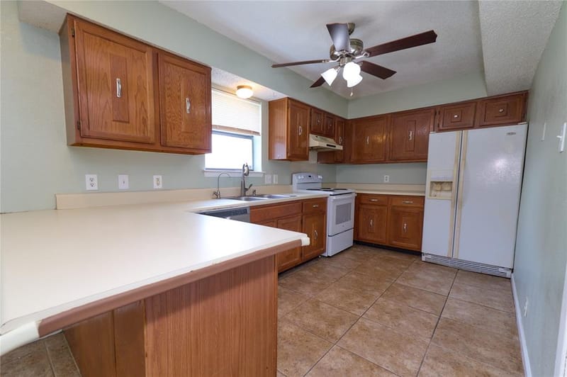 813 Loganwood Drive, Royse City TX 75189 - Photo 9