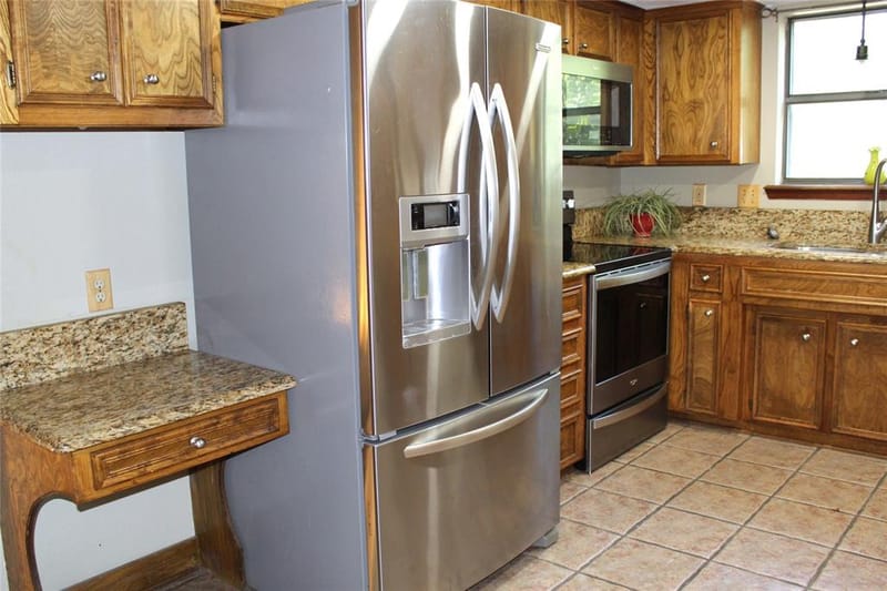 930 N Lydia Street, Stephenville TX 76401 - Photo 8