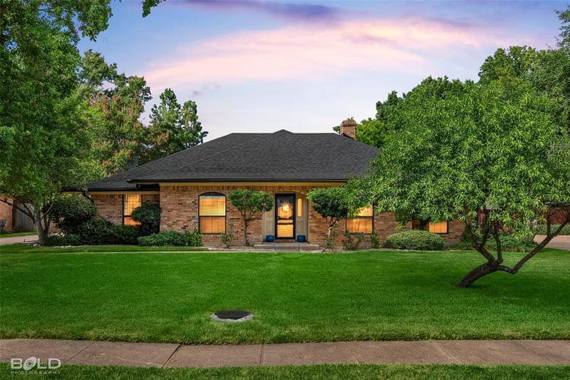 128 Southwood Drive, Bossier City LA 71111