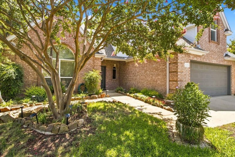 2620 Heather Brook Court, Bedford TX 76021