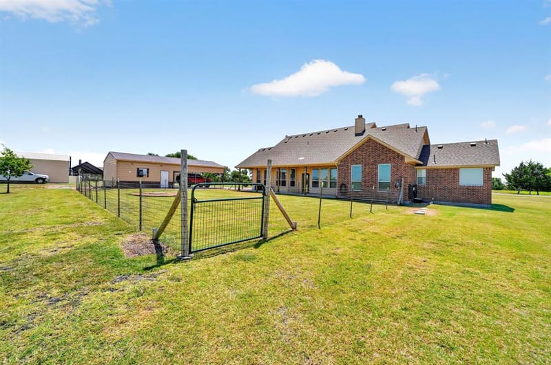 1836 County Road 5005, Blue Ridge TX 75424 - Photo 28