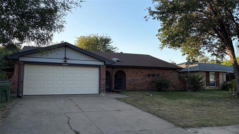 3002 Barrington Place, Arlington TX 76014