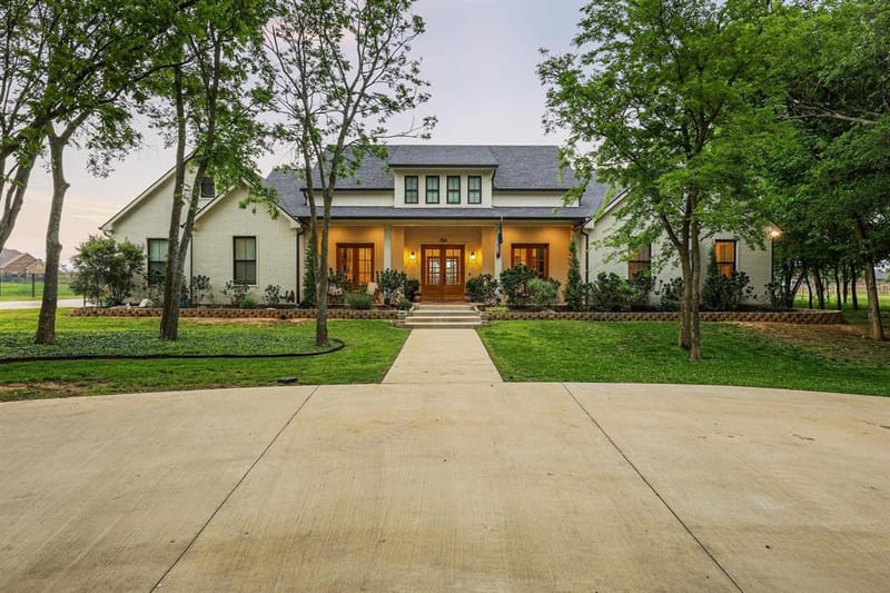 104 Beavers Bend Drive, Gunter TX 75058