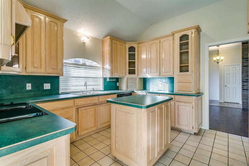 901 Evandale Road, Burleson TX 76028 - Photo 17