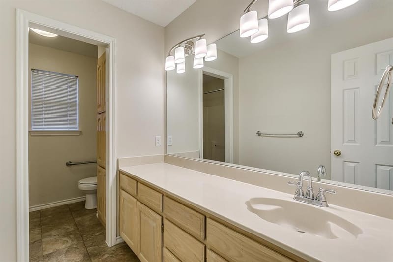 901 Evandale Road, Burleson TX 76028 - Photo 32
