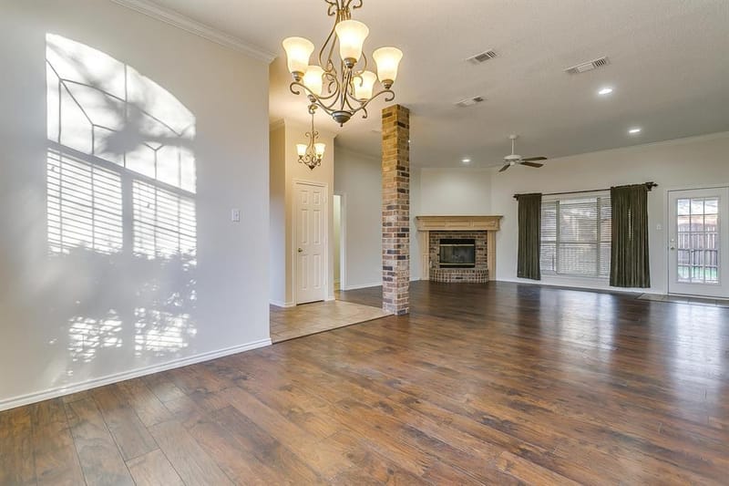 901 Evandale Road, Burleson TX 76028 - Photo 5