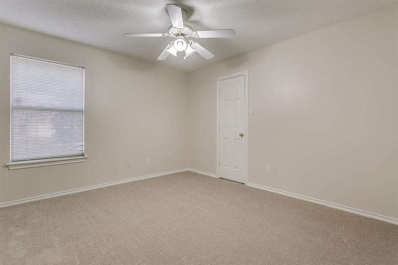 901 Evandale Road, Burleson TX 76028 - Photo 34