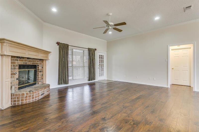 901 Evandale Road, Burleson TX 76028 - Photo 10