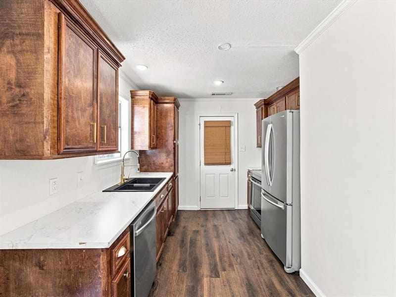 321 E Pine Street, Jacksboro TX 76458 - Photo 12
