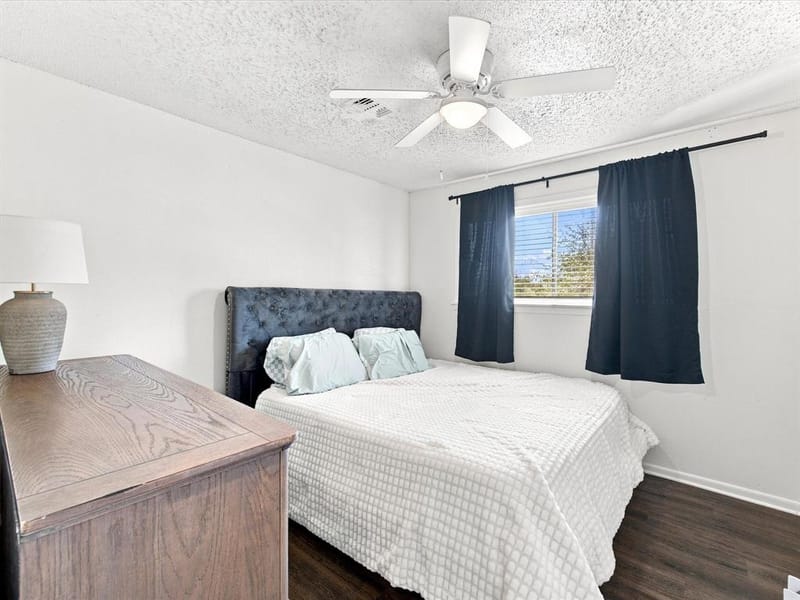 321 E Pine Street, Jacksboro TX 76458 - Photo 18