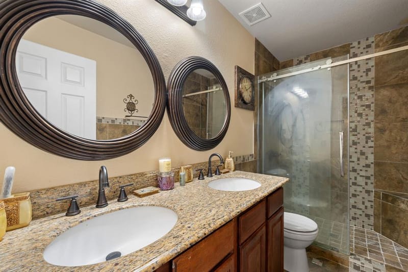 204 Rosewood Court, Red Oak TX 75154 - Photo 24