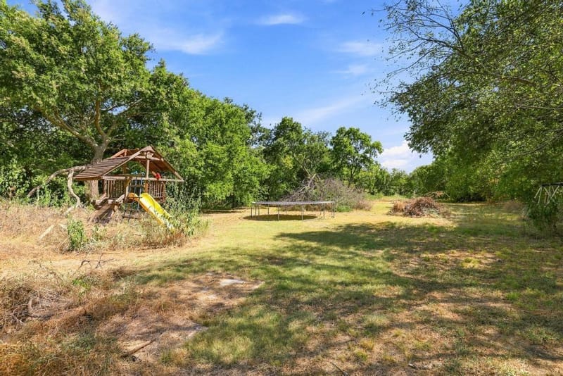 405 E College Street, Gunter TX 75058 - Photo 23