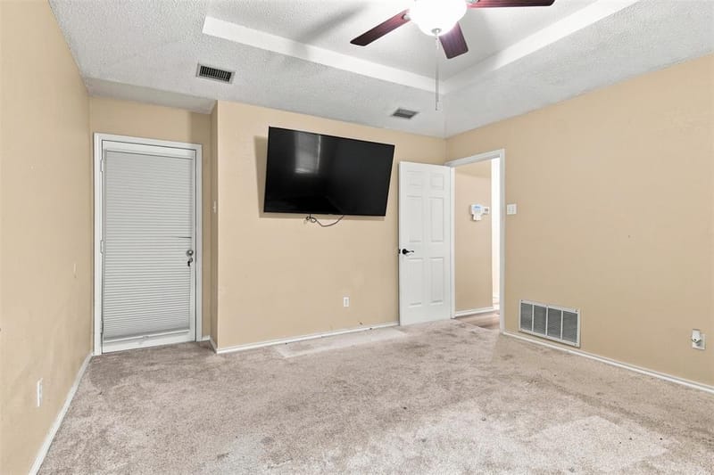 135 Meadow Ridge Drive, Cedar Hill TX 75104 - Photo 14