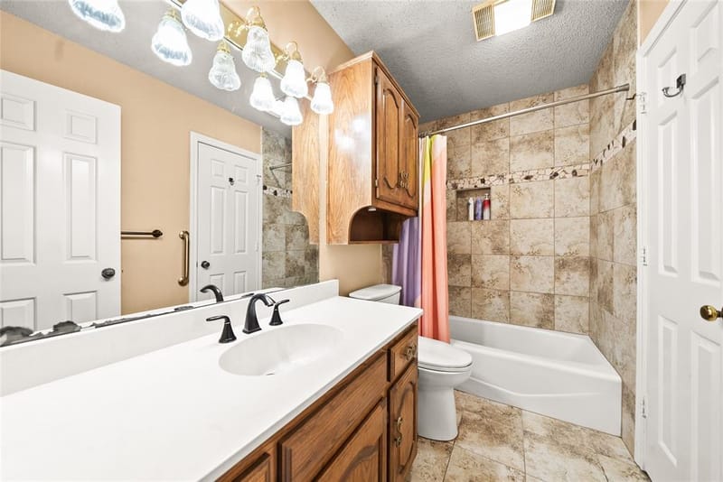 342 Hillcroft Drive, Duncanville TX 75137 - Photo 17