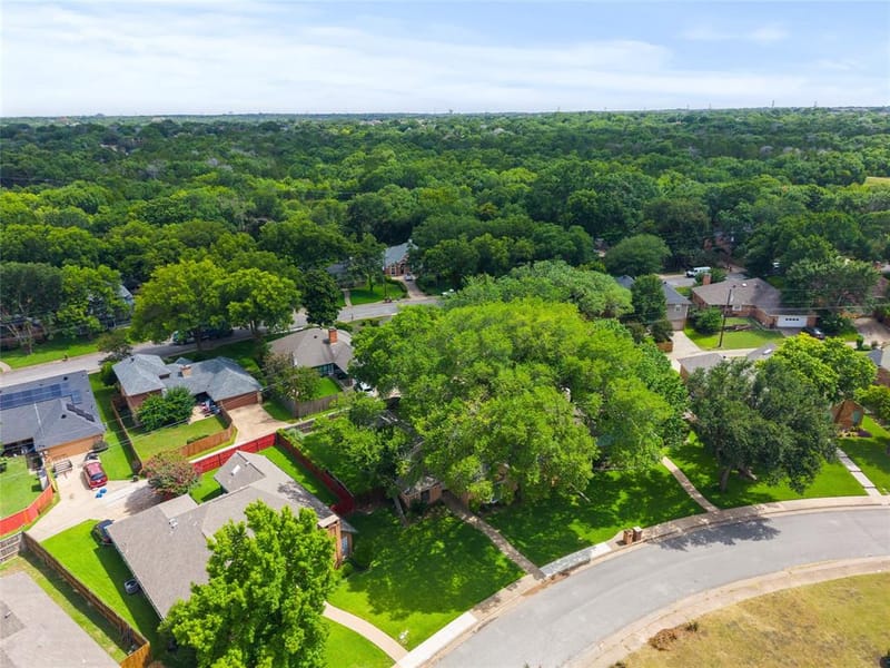 342 Hillcroft Drive, Duncanville TX 75137 - Photo 22