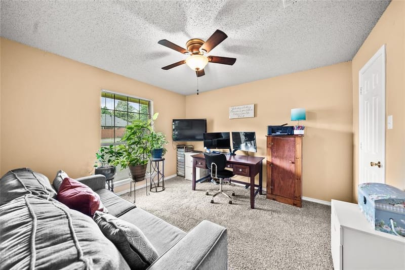 342 Hillcroft Drive, Duncanville TX 75137 - Photo 18