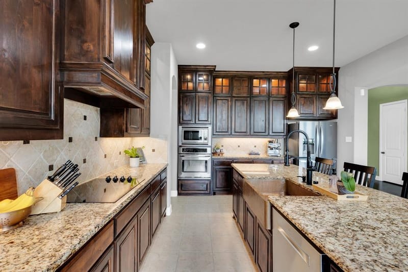 102 Willowbrook Drive, Waxahachie TX 75165 - Photo 9