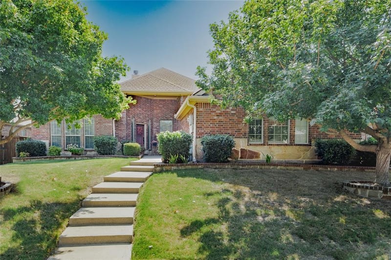 2924 Broken Spoke Lane, Rockwall TX 75087 - Photo 2