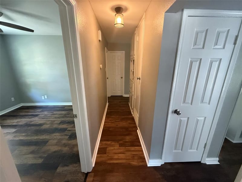300 S Joyce Street, Lacy Lakeview TX 76705 - Photo 6