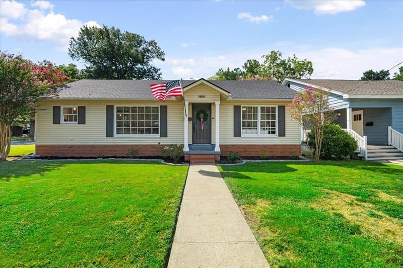 1801 Woodlawn Avenue, Corsicana TX 75110